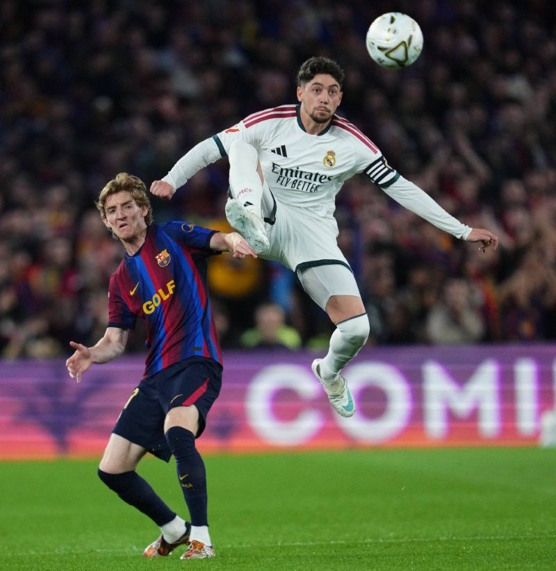 Real Madrid beat Barcelona 2-1 as Mbappe scores twice